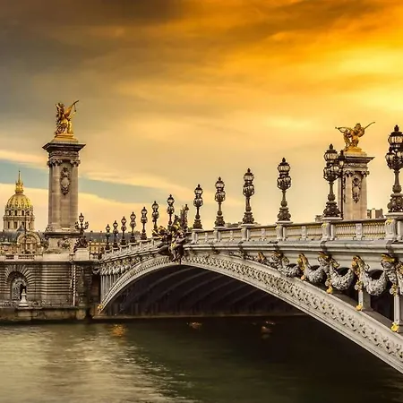 1st - Beautiful - Chatelet District Apartment *